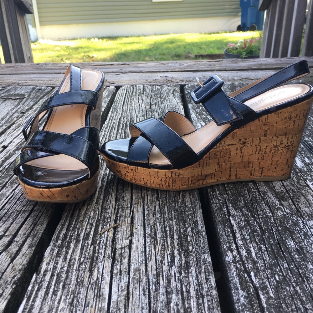 Shiny Black Buckle Strap Cork Wedges